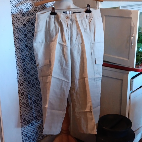 Saks Fifth Ave 12 Beth Fit 100% linen ankle pants - Picture 1 of 3